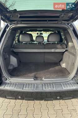 Внедорожник / Кроссовер Ford Escape 2011 в 