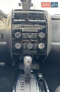 Внедорожник / Кроссовер Ford Escape 2011 в 