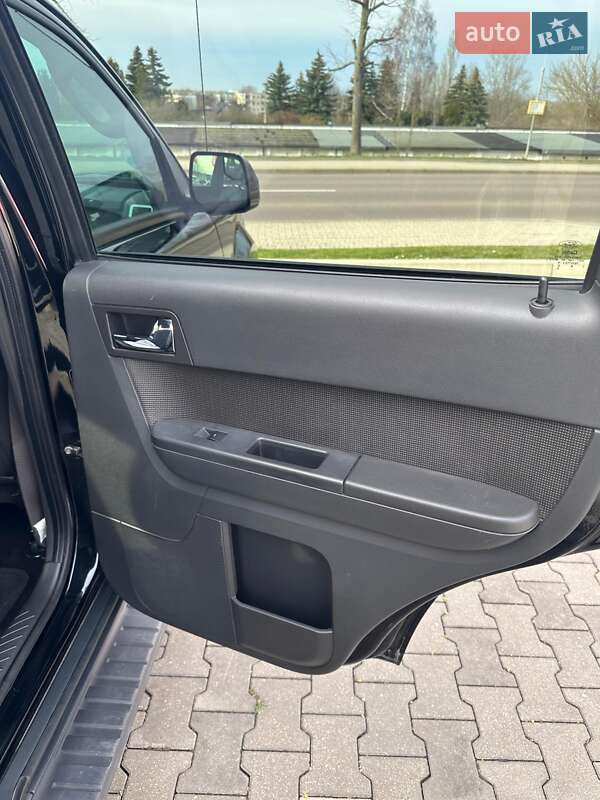 Внедорожник / Кроссовер Ford Escape 2011 в Киеве фото 30 Внедорожник / Кроссовер Ford Escape 2011 в Киеве