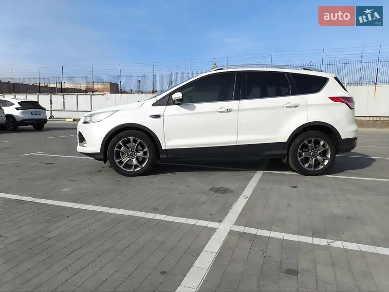 Ford Escape 2015 VIN 1FMCU0J90GUB24573 фото оголошення 3 з 51