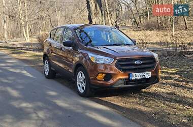 Позашляховик / Кросовер Ford Escape 2016 в Києві