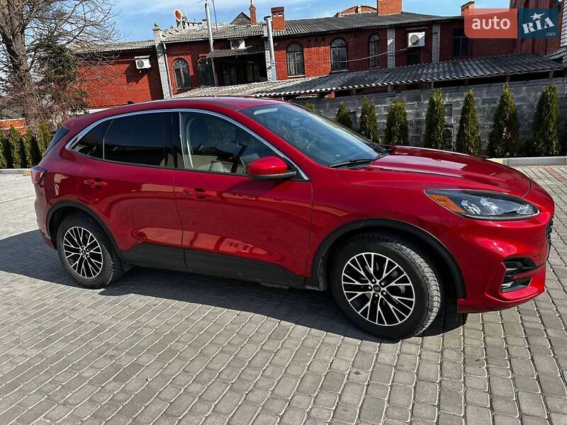 Внедорожник / Кроссовер Ford Escape 2020 в Львове