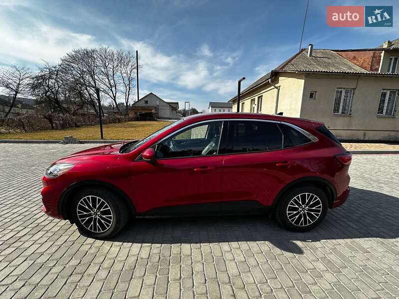 Внедорожник / Кроссовер Ford Escape 2020 в Львове