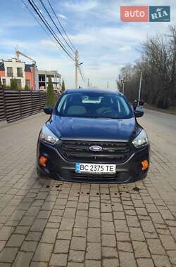 Внедорожник / Кроссовер Ford Escape 2016 в 