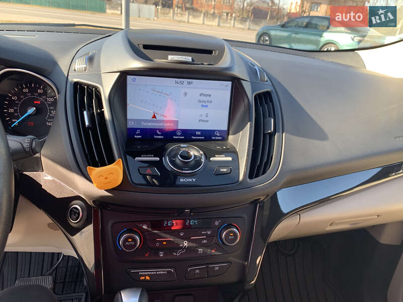 Внедорожник / Кроссовер Ford Escape 2016 в Ивано-Франковске