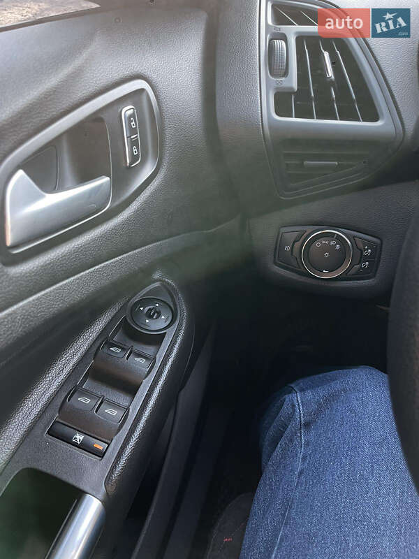 Внедорожник / Кроссовер Ford Escape 2014 в Ужгороде фото 18 Внедорожник / Кроссовер Ford Escape 2014 в Ужгороде