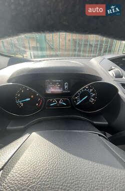 Позашляховик / Кросовер Ford Escape 2016 в Вінниці