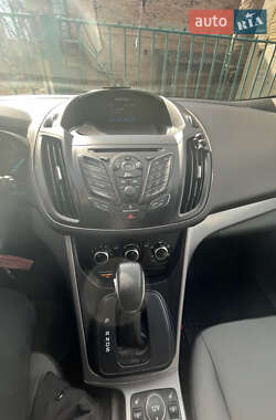 Позашляховик / Кросовер Ford Escape 2016 в Вінниці