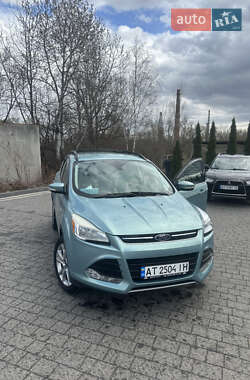 Позашляховик / Кросовер Ford Escape 2012 в 