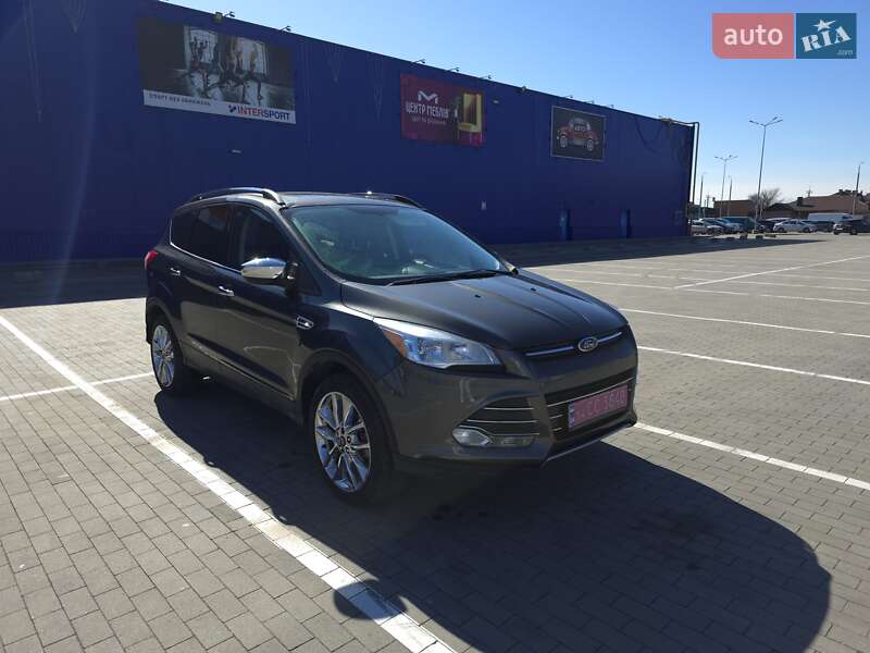 Внедорожник / Кроссовер Ford Escape 2015 в 