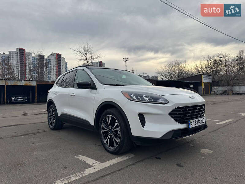 Внедорожник / Кроссовер Ford Escape 2021 в Киеве фото 3 Внедорожник / Кроссовер Ford Escape 2021 в Киеве