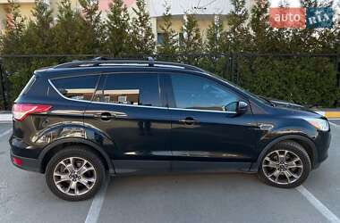 Внедорожник / Кроссовер Ford Escape 2012 в 