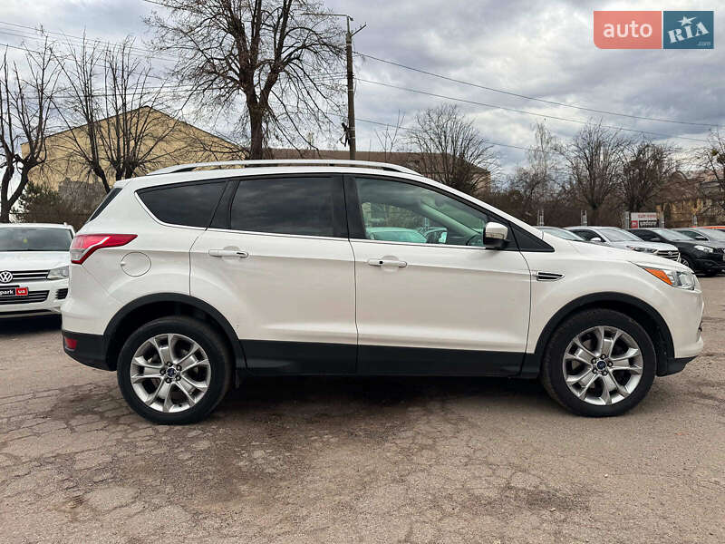 Внедорожник / Кроссовер Ford Escape 2015 в Виннице