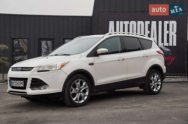Внедорожник / Кроссовер Ford Escape 2015 в 