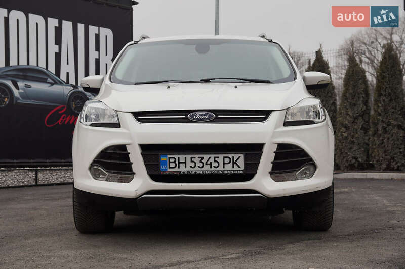 Внедорожник / Кроссовер Ford Escape 2015 в Каменец-Подольском