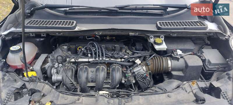 Внедорожник / Кроссовер Ford Escape 2018 в Львове