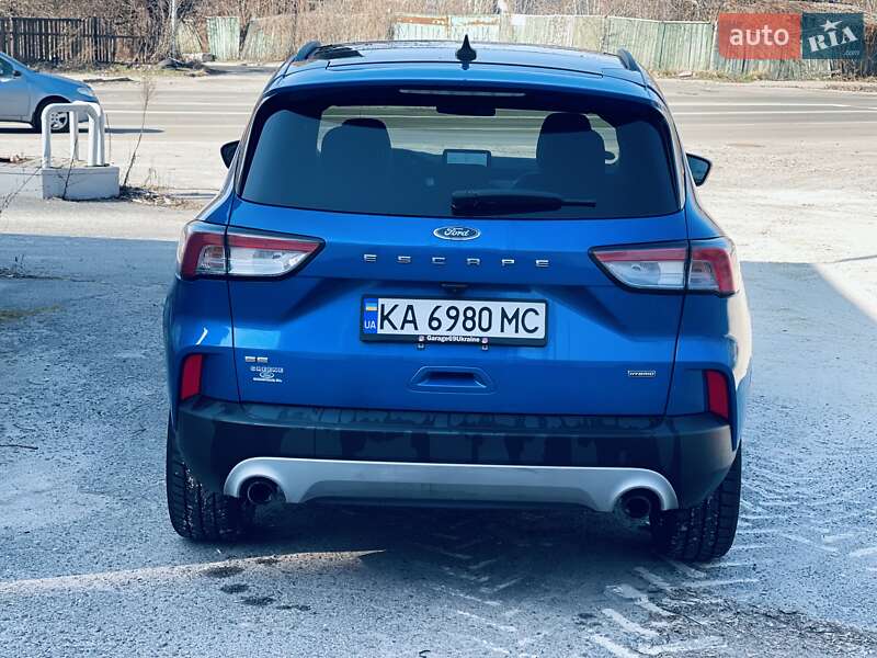 Позашляховик / Кросовер Ford Escape 2020 в Києві