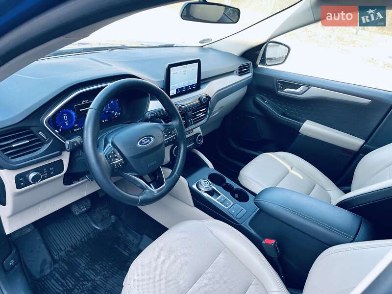 Позашляховик / Кросовер Ford Escape 2020 в Києві