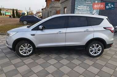 Позашляховик / Кросовер Ford Escape 2017 в Самборі