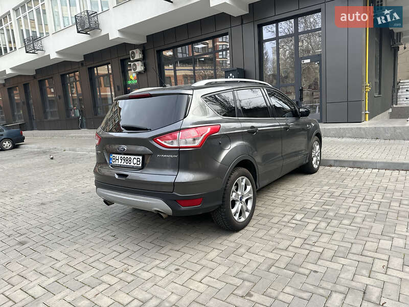 Внедорожник / Кроссовер Ford Escape 2015 в Одессе