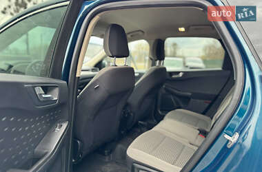 Позашляховик / Кросовер Ford Escape 2020 в 