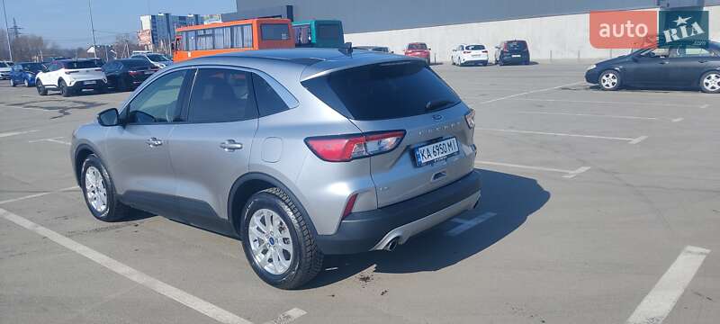 Внедорожник / Кроссовер Ford Escape 2022 в Ирпене