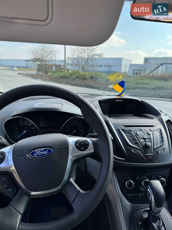 Внедорожник / Кроссовер Ford Escape 2015 в Коростене фото 16 Внедорожник / Кроссовер Ford Escape 2015 в Коростене