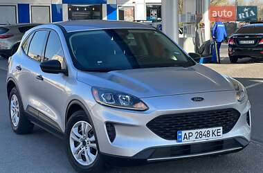 Внедорожник / Кроссовер Ford Escape 2019 в 