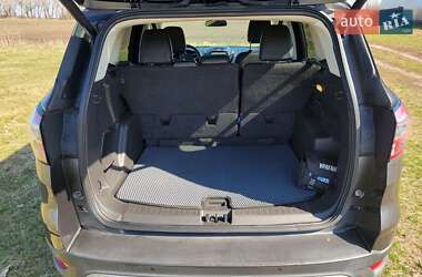 Внедорожник / Кроссовер Ford Escape 2017 в Киеве