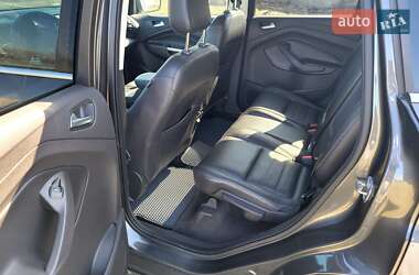 Внедорожник / Кроссовер Ford Escape 2017 в 