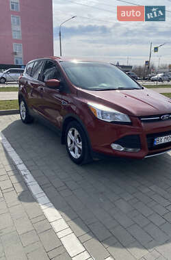 Внедорожник / Кроссовер Ford Escape 2015 в Хмельницком