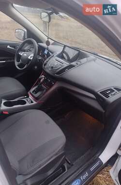 Внедорожник / Кроссовер Ford Escape 2014 в Чернигове