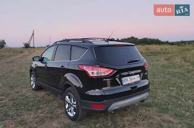 Внедорожник / Кроссовер Ford Escape 2014 в 