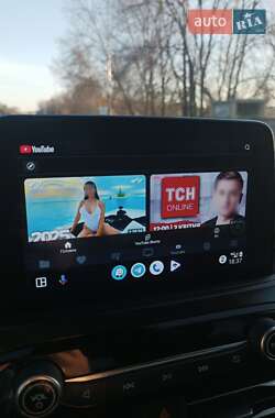 Позашляховик / Кросовер Ford Escape 2021 в Києві