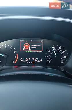 Внедорожник / Кроссовер Ford Escape 2021 в 