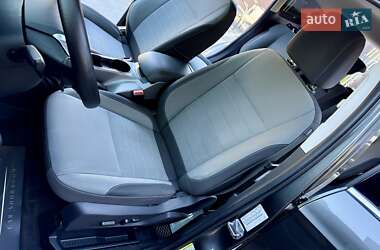Внедорожник / Кроссовер Ford Escape 2015 в 