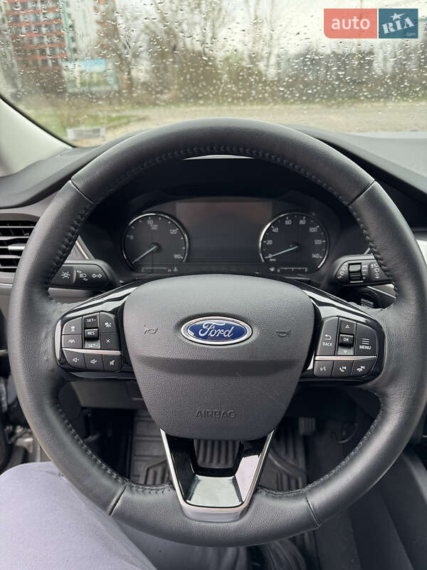 Внедорожник / Кроссовер Ford Escape 2021 в Киеве