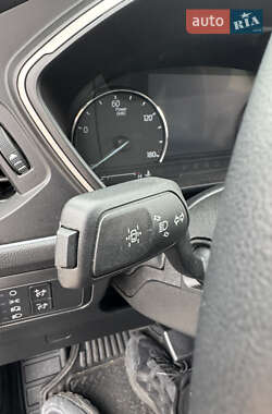 Внедорожник / Кроссовер Ford Escape 2021 в Киеве