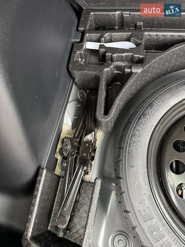 Внедорожник / Кроссовер Ford Escape 2021 в Киеве