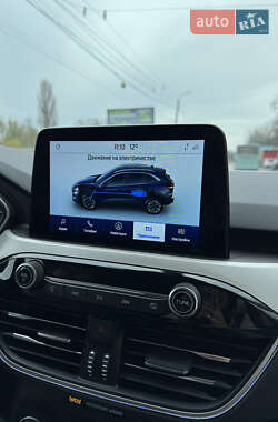 Внедорожник / Кроссовер Ford Escape 2021 в Киеве