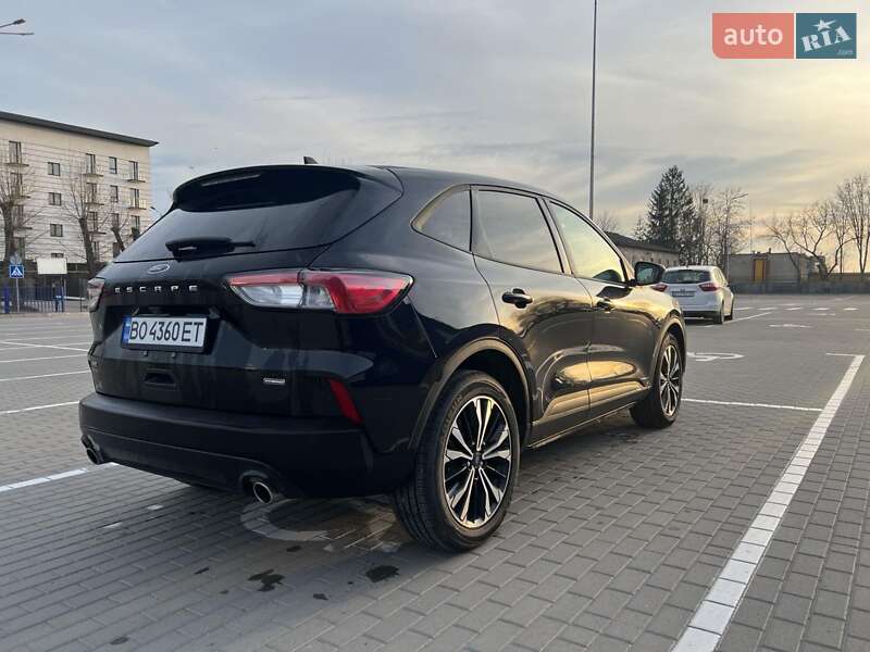 Внедорожник / Кроссовер Ford Escape 2021 в Тернополе