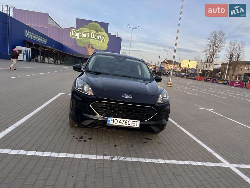 Внедорожник / Кроссовер Ford Escape 2021 в Тернополе