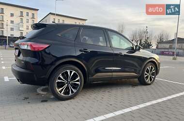 Внедорожник / Кроссовер Ford Escape 2021 в 
