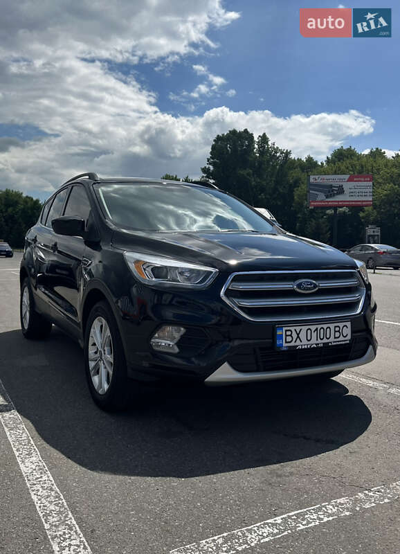 Позашляховик / Кросовер Ford Escape 2017 в Хмельницькому