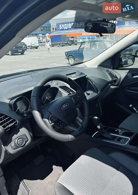 Позашляховик / Кросовер Ford Escape 2017 в Хмельницькому