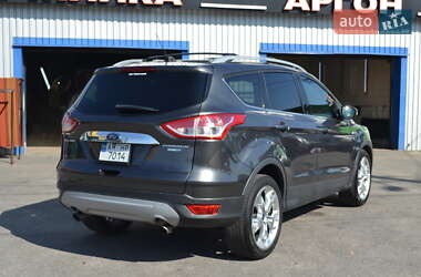 Внедорожник / Кроссовер Ford Escape 2015 в 