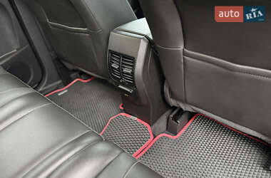 Внедорожник / Кроссовер Ford Escape 2013 в 