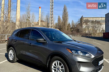 Внедорожник / Кроссовер Ford Escape 2022 в 