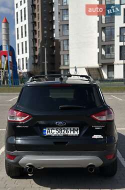 Внедорожник / Кроссовер Ford Escape 2013 в 