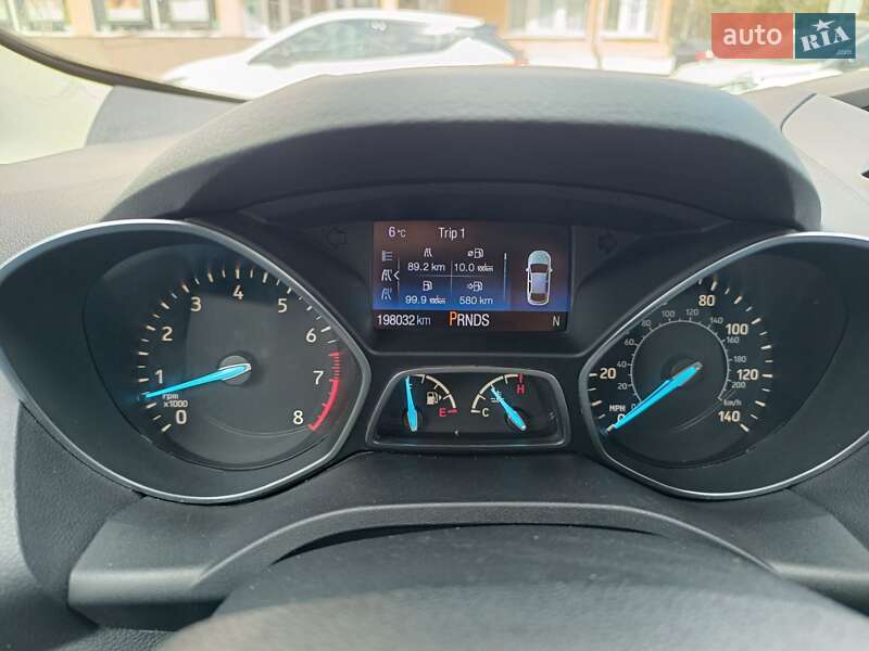 Внедорожник / Кроссовер Ford Escape 2016 в Львове